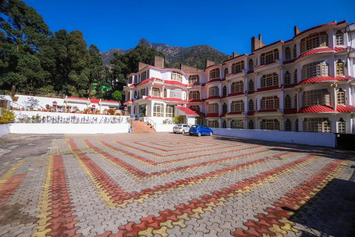 Royal Palace Resort Bhagsunag Dharamshala Exterior foto